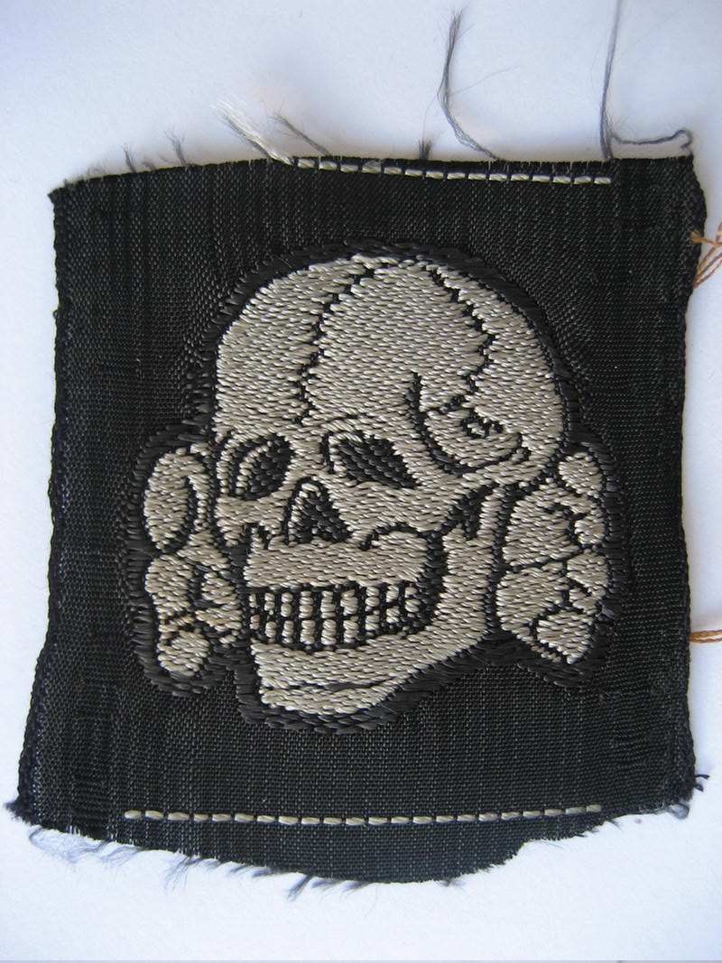  Waffen-SS BeVo-style skull