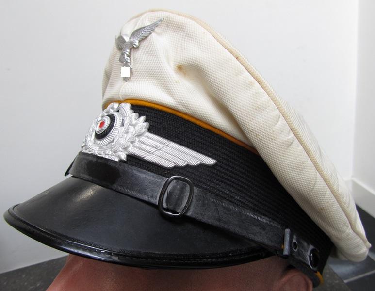  'Extra Klasse' WH (Luftwaffe) visor-cap