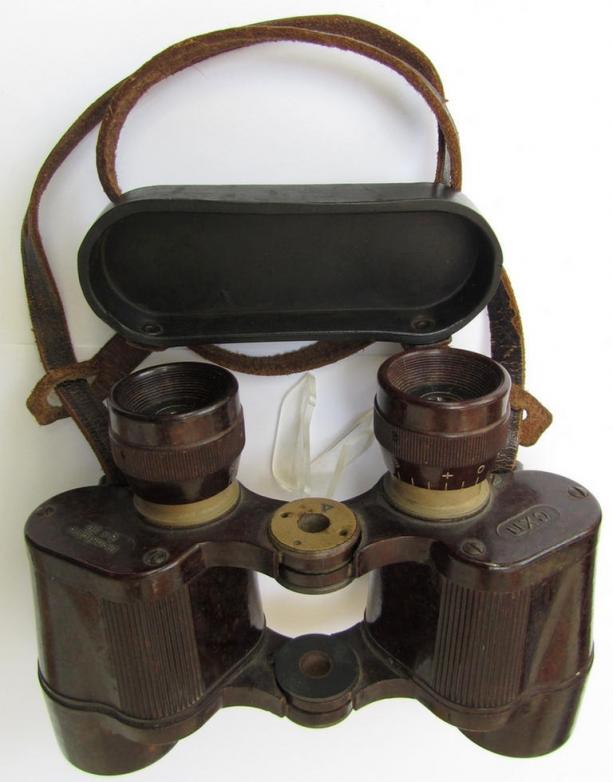  'Bakelite' WH binoculars (ie. 'Dienstglas 6 x 30'