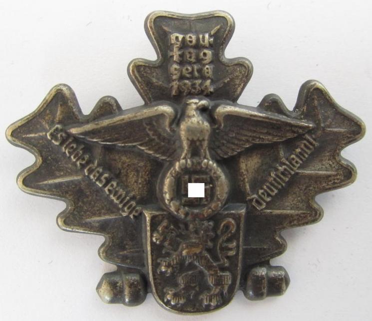 Commemorative - 'Buntmetall'-based- and/or: silver-coloured - N.S.D.A.P.-related 'tinnie', being a non-maker marked example, depicting an eagle-device resting on a shield surrounded by the text: 'Gautag Gera 1936 - Es lebe das ewige Deutschland'