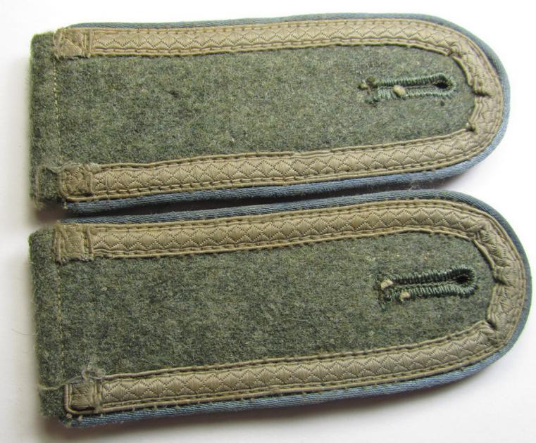 Fully matching pair of so-called: 'M-43-pattern', WH (Heeres) NCO-type shoulderstraps as was intended for - and/or moderately worn by! - an: 'Unteroffizier eines Nachschub-Abteilungs o. Regiments'