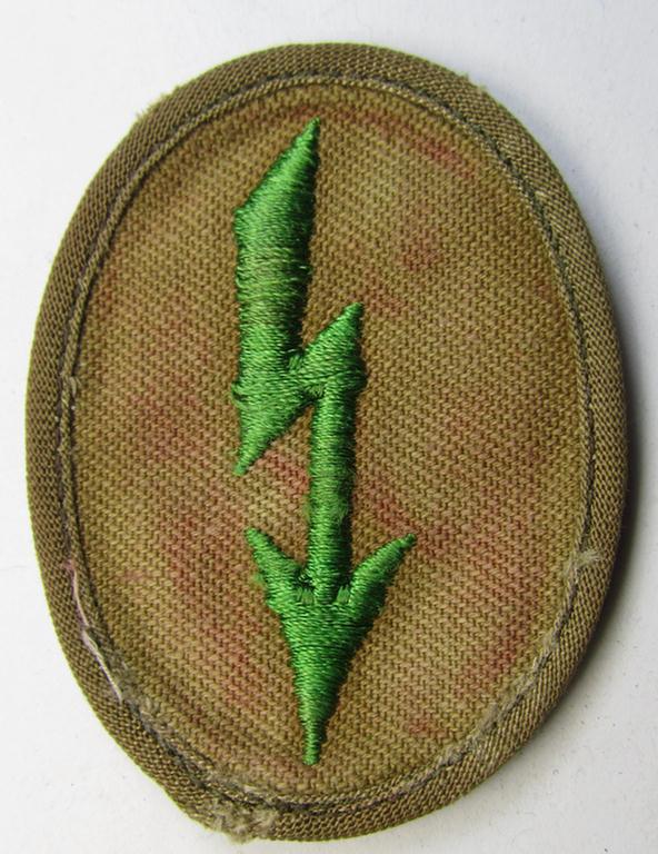 Attractive, WH (Heeres) 'tropical-styled', trade- and/or special-career insignia (or: 'Signal Blitz') as was intended for usage by a soldier (ie. NCO) who served within the: 'Panzer-Grenadier-Truppen'