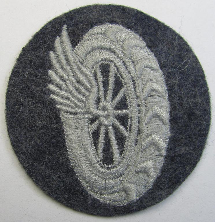 Machine-embroidered, WH (Luftwaffe) trade- ie. special-career-patch as was specifically intended for a: 'Schirrmeister o. Geräteverwalter' and that comes in a possibly issued- (albeit 'virtually mint' and/or never tunic-attached-), condition