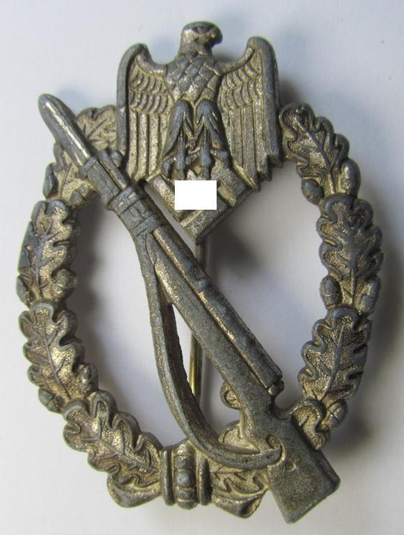 Attractive, 'Infanterie Sturmabz. in Silber' (or: silver-class infantry assault badge ie. IAB) being a detailed albeit unmarked example (of the 'long-barrel-hinge'-variant) as executed in 'Feinzink' as produced by the: 'Steinhauer & Lück'-company