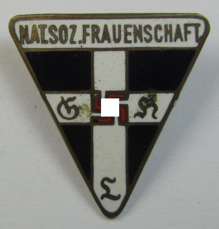 Neat, 'NS-Frauenschaft'-membership-badge (ie. 'Mitgliedsabzeichen', being a 25-mm.-sized (ie. 'Halbminiatur') example of the fourth pattern that shows a: 'RzM 46'- and/or: 'Ges.Gesch.'-patent-pending designation on its back