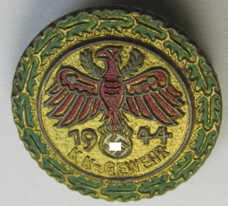Attractive - and unusally seen! - multi-coloured- (ie. painted!), smaller-sized so-called: 'Gauleistungsabzeichen in Gold für KK-Gewehr 1944 des Standschützenverbandes Tirol-Vorarlberg'