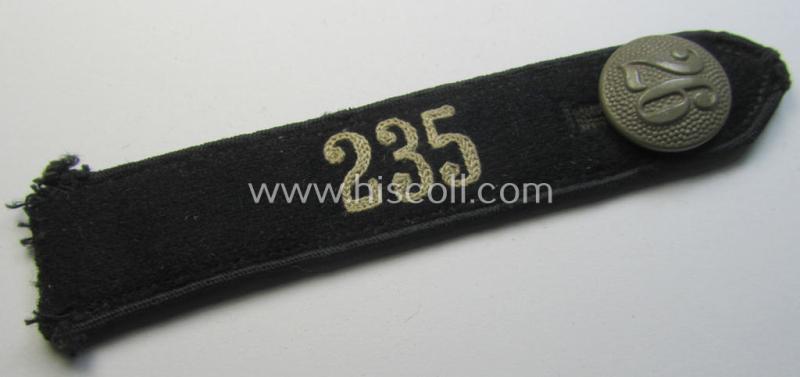 Neat - and naturally single! - black-piped 'DJ- o. Deutsches Jungvolk' shoulderstrap as was intended for usage by a: 'DJ-Mitglied' who served within the: 'Bann 235' (235 = 'Duisburg o. Duisburg-Süd')