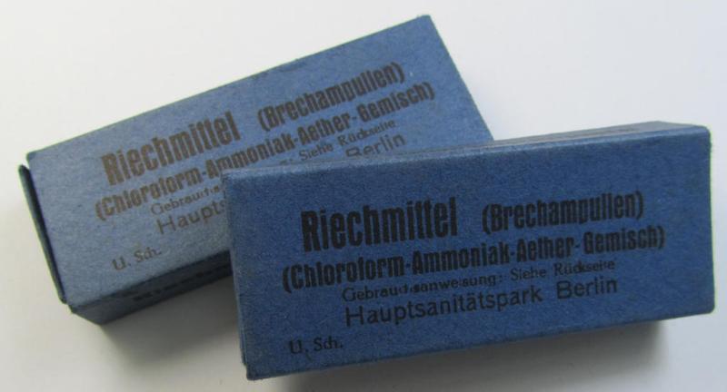 Smaller-sized, 'standard'-pattern- (ie. WH-issue) darker-blue-coloured- and/or carton-based box holding 4 glass-based tubes (ie. 'Riechmittel' o. Brechampullen') that come in a fully complete and/or untouched, condition