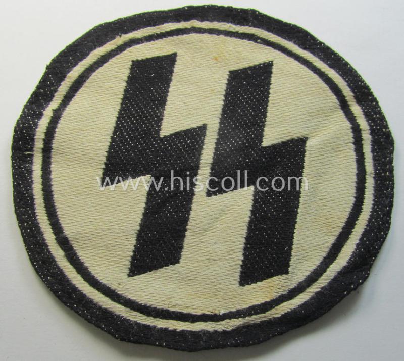Superb, Waffen-SS sport-shirt emblem as executed in the neat 'BeVo'-weave pattern that has lost its 'RzM'-etiket and that comes in an overall very nice- (ie. minimally used- and/or carefully tunic-removed-), condition