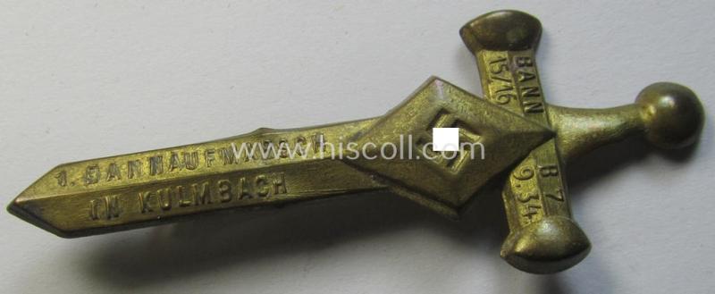 Attractive - and scarcely encountered! - HJ- (ie.'Hitlerjugend'-) related 'tinnie' being a non-maker-marked example showing a (stylised) 'sword'-insignia and text that reads: '1. Bannaufmarsch in Kulmbach - Bann B7 - 15./16.9.1934'