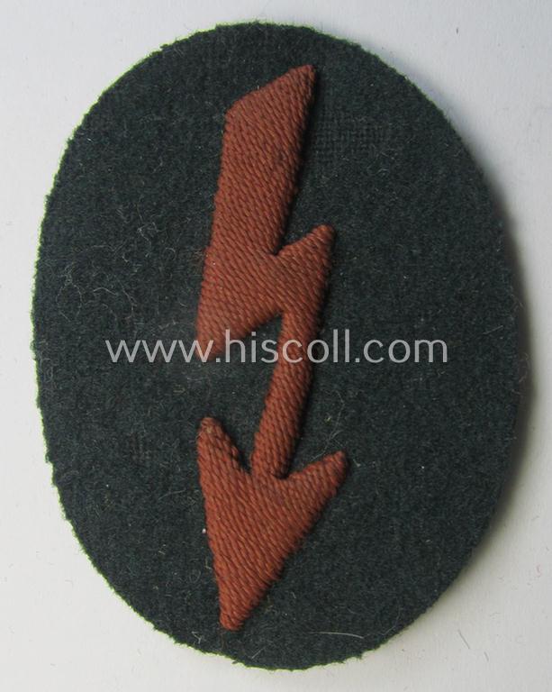 Superb, WH (Heeres) trade- and/or special-career insignia (or: 'Signal Blitz') as was intended for a soldier who served within the: 'Kradschützenbtle. der Pz. Div. u. Inf. Divisione (mot.)'