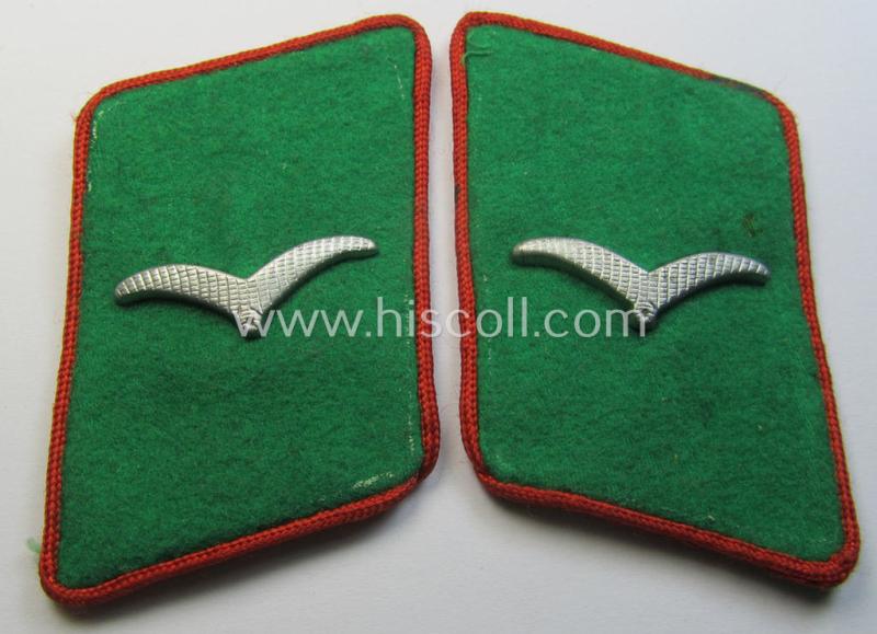 Attractive - fully matching and with certainty rarely found! - pair of bright-green-coloured- (and/or: bright-red piped!) WH (Luftwaffe) collar-patches (ie. 'Kragenspiegel') as was intended for a: '(Sturm)Art.-Soldat o. Uffz. der LW-Felddivisionen'