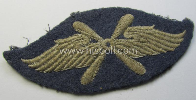 Machine-embroidered, WH (Luftwaffe) trade- ie. special-career-patch as was specifically intended for: 'Fliegendes Personal' and that comes in a clearly  issued- and/or carefully tunic-attached-, condition