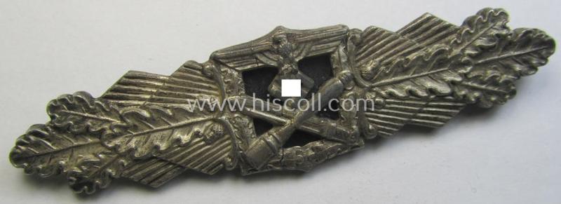 Super - albeit damaged! - 'Nahkampfspange in Silber' (or: silver-class close-combat clasp ie. CCC) being a neatly maker-marked- and/or non-converse-shaped specimen as was produced by the: 'C.F. Juncker'-company