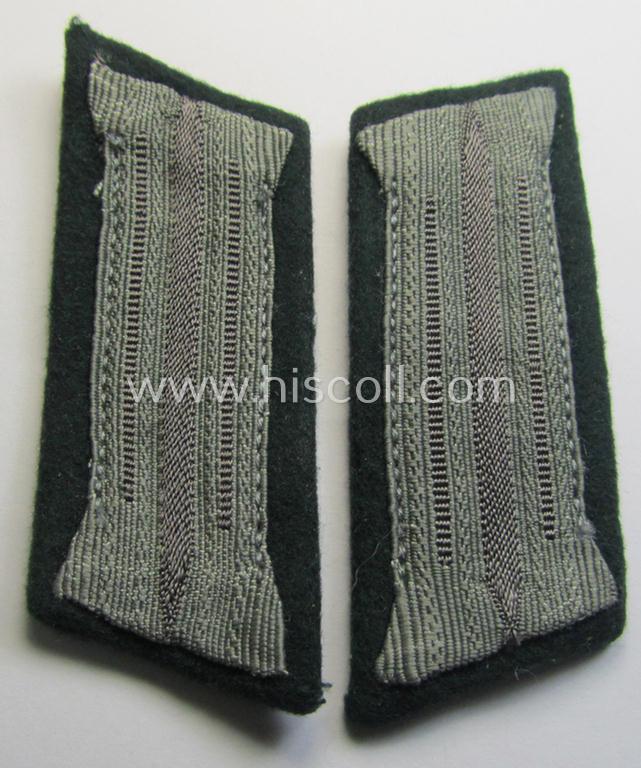 Superb - and matching! - pair of WH (Heeres) mid-war-period- and/or: 'standard-issue'-pattern WH (Heeres) collar-tabs (or: 'Einheitskragenspiegel') being of the 'generic-pattern' (that come pre-mounted onto a green-coloured, woolen-based background)