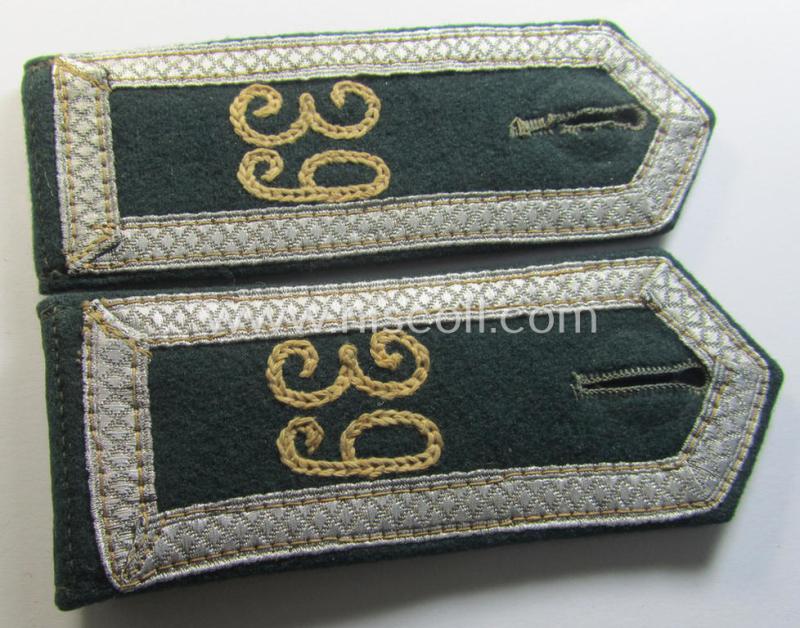 Attractive - and fully matching! - pair of WH (Heeres), early- (ie. pre-) war-period, 'M36'- (ie. 'M40'-) pattern (pointed-styled!) and generic-pattern, 'cyphered' NCO-type shoulderstraps for an: 'Unterfeldwebel des Infanterie-Regiments 39'