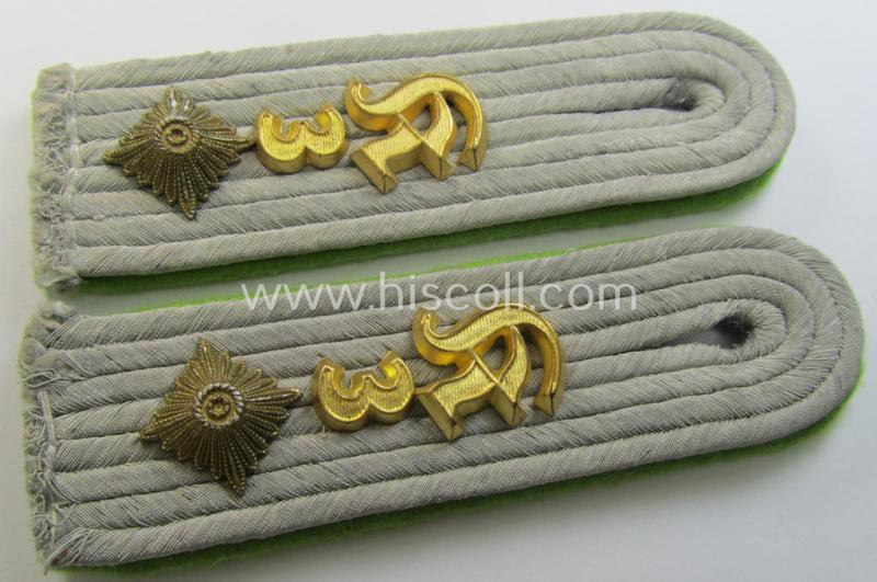 Stunning - fully matching and truly very rarely seen! - pair of WH (Heeres) 'cyphered', officers'-type shoulderboards as was specifically intended for an: 'Oberleutnant des Kradschützen-Bataillon 3 der Pz.- u. Inf.-Div.'