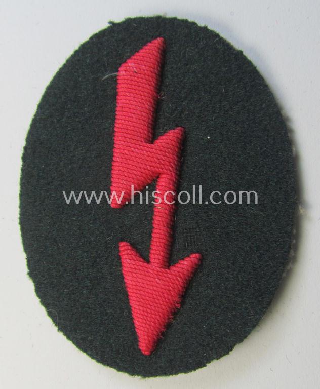 WH (Heeres) trade- and/or special-career-insignia ie. hand-embroidered 'signal-blitz' being a nicely maker- (ie. 'D.u.H.'-) marked example as executed in pink linnen as was specifically intended for a soldier within the: 'Pz- o. Panzerjäger-Truppen'