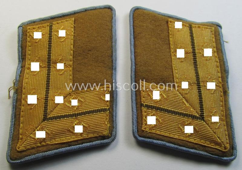 Fully matching pair of N.S.D.A.P.-type collar-patches (ie. 'Kragenspiegel für pol. Leiter') being a pair as was intended for an: 'N.S.D.A.P.-Hauptstellenleiter' at 'Orts'-level that still retains its period-attached 'RzM'-etiket