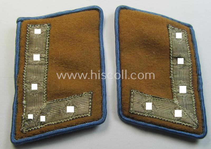 Fully matching pair of N.S.D.A.P.-type collar-patches (ie. 'Kragenspiegel für pol. Leiter') being a pair as was intended for an: 'N.S.D.A.P.-Stellenleiter' at 'Orts'-level that still retains its period-attached 'RzM'-etiket