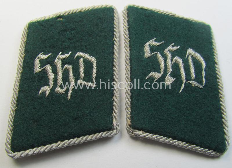 Superb - and fully matching! - darker-green-coloured- and/or woolen-based officers'-type collar-patches (ie. 'Kragenspiegel für Offiziere') as was specifically intended for officers serving within the: 'Sicherheits- u. Hilfsdienst'- (ie. 'SHD')