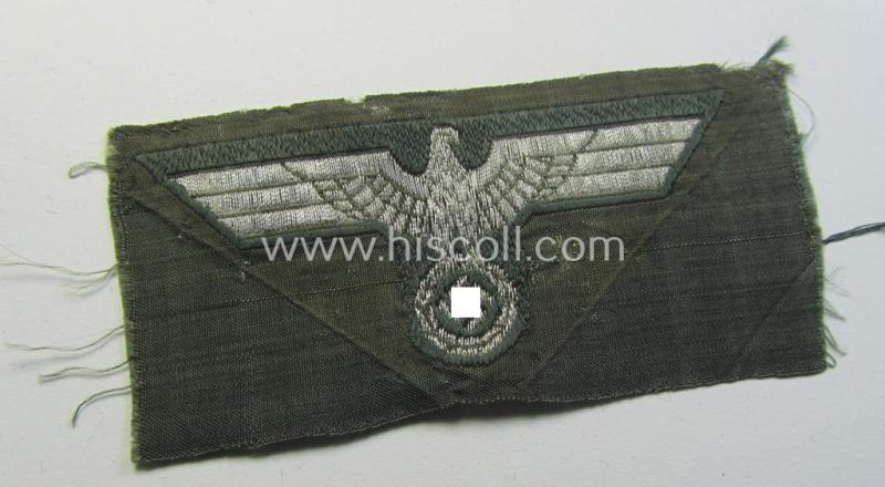 Superb - and not that easily encountered! - WH (Heeres) 'flatwire'-woven, officers'-type overseas cap-eagle (ie. 'Offiziersadler für Schiffchen') as was also intended for usage on the: 'Knautschmützen o. Alter-Art-Schirmmützen' ie. visor-caps