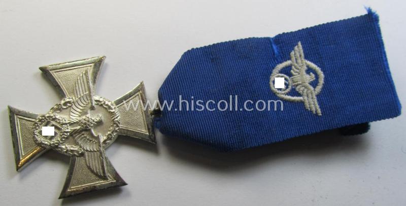 Attractive, silver-class 'Polizei-Dienstauszeichnung 2. Stufe' (or: police loyal-service medal second-class) that comes with its accompanying (and scarcely seen!) ribbon (ie. 'Bandabschnitt')