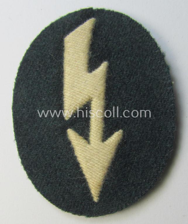 WH (Heeres) trade- and/or special-career insignia ie. hand-embroidered signal-blitz (being a non-maker-marked example as executed in white) as was intended for a soldier serving within the: 'Infanterie-Truppen'