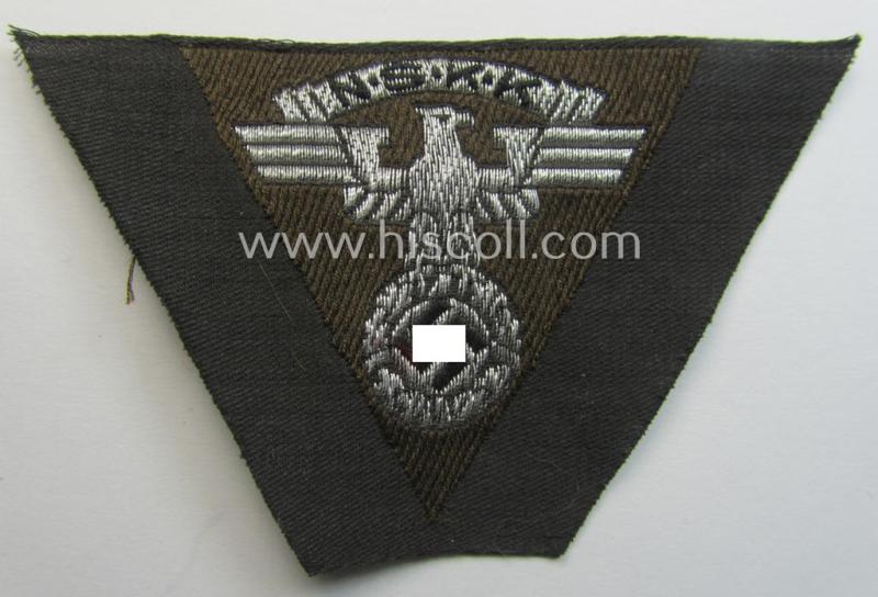 Attractive - and 'virtually mint'! - so-called: N.S.K.K. (ie. 'National Socialistisches Kraftfahr Korps') side-cap-eagle (ie. 'Adler für Schiffchenmütze') being a 'flat-wire-woven'-example that comes mounted onto a darker-brown-coloured background