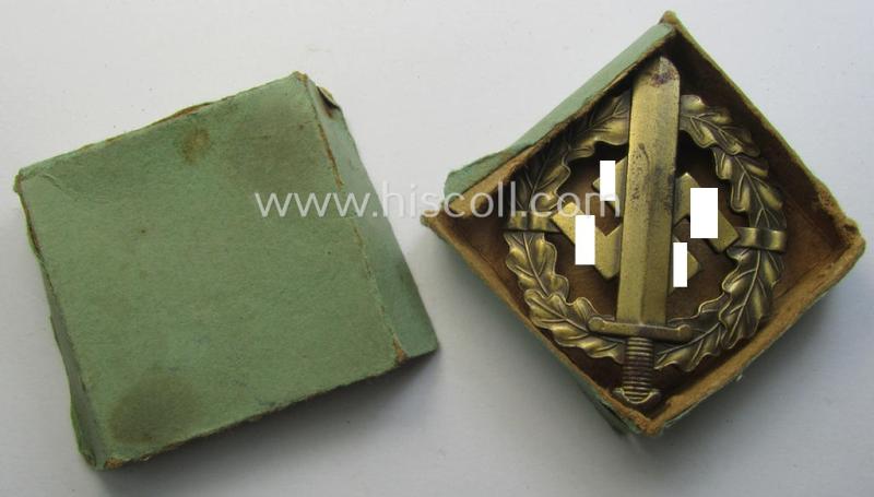 Attractive - and never used nor worn! - early- (ie. mid-) war-period example of an: 'SA-Sportabzeichen in Bronze' being a nicely maker- (ie. 'Sieper u. Söhne - Lüdenscheid'-) marked example that comes stored in its period carton-based box (ie. etui)