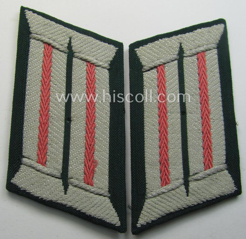 Superb, WH (Heeres) pair of (later-war-pattern) officers'-type collar-tabs (ie. 'Kragenspiegel für Offiziere') as executed in 'BeVo'-weave pattern as was intended for an officer serving within the: 'Panzer- o. Panzerjäger-Truppen'