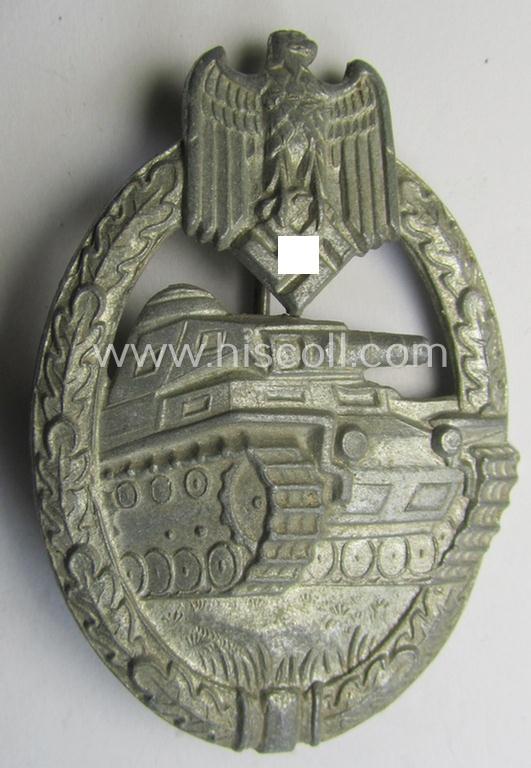 Attractive, 'Panzerkampfabzeichen in Silber' (or: silver-class panzer assault badge or PAB) being a neat zinc- (ie. 'Feinzink'-) version (of the so-called: 'horizontal-crimp'-variant) as was procuced by the: 'Steinhauer & Lück'-company