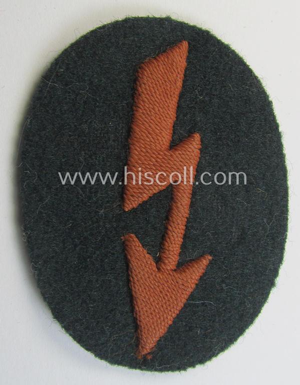 WH (Heeres) trade- and/or special-career-insignia ie. hand-embroidered 'signal-blitz' being a maker- (ie. 'CTG'-) marked example as was specifically intended for a soldier within the: 'Kradschützenbtle. der Pz. Div. u. Inf. Divisione (mot.)'