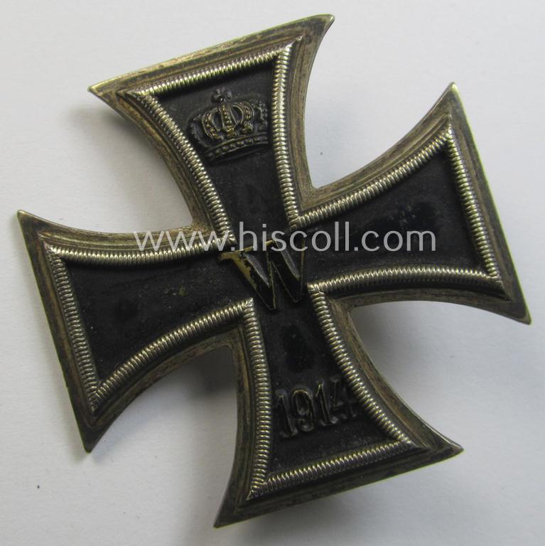 Attractive, WWI-period Iron Cross 1st class (or: 'Eisernes Kreuz 1. Klasse') being a nicely preserved- (albeit non-maker-marked-) example that was produced (in the late thirthies) by the: 'Wilh. Deumer'-company