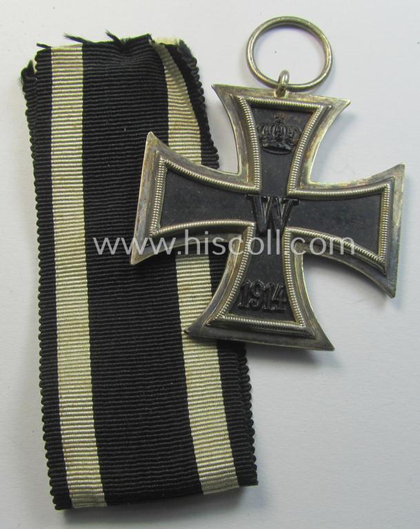 Attractive, WWI-period: 'Eisernes Kreuz II. Klasse' (or: iron cross second class) being a typical non-maker-marked example that comes together with its (minimally) confectioned piece of ribbon (ie. 'Bandabschnitt')