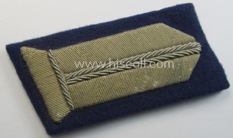Neat - regrettaby single but scarcely found! - RAD- (ie. 'Reichsarbeitsdienst') hand-embroidered, officers'-type collar-tab as mounted onto a blue-coloured-background for a medium-ranked, medical RAD-officer ('mittlere Führer')
