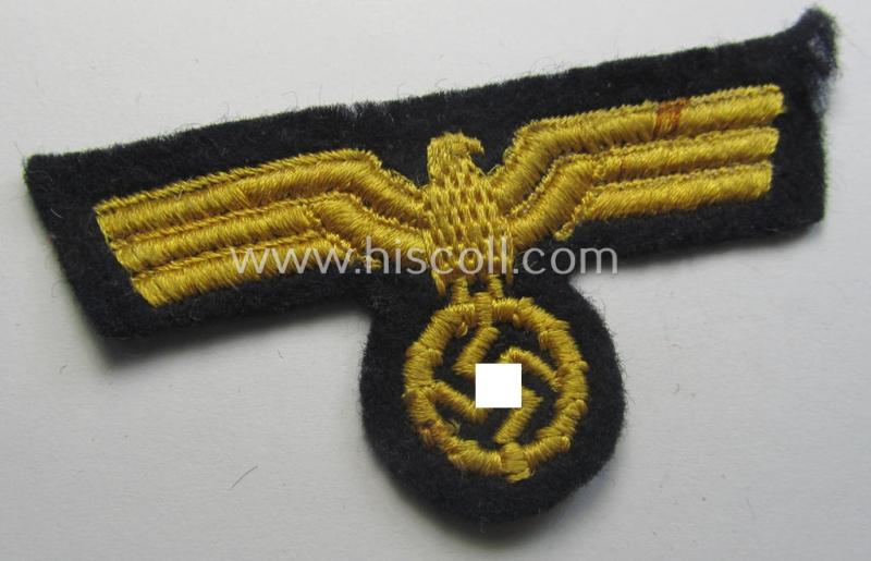 Attractive, WH (KM) EM ie. NCO-type, machine-embroidered visor-cap-eagle as executed in yellow-coloured linnen as intended for usage on the various naval, EM- ie. NCO-pattern visor-caps