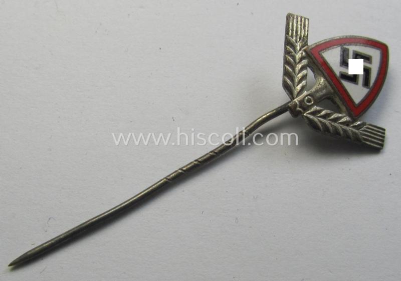 Neatly enamelled, 'RAD/M' (ie. 'Reichsarbeitsdienst für Männer' or: German Labour Service for men) so-called: civil badge (or: 'Zivilabzeichen') being of the larger-sized pattern that comes mounted onto its long-sized pin