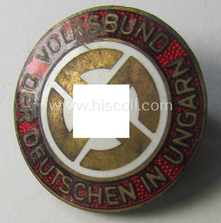 Superb - and actually rarely encountered! - membership-lapel-pin (ie. 'Mitgliedsabzeichen') being a maker- (ie. 'A. Hyngar - Budapest'-) marked example as was intended for the members within the: 'Volksbund der Deutschen in Ungarn'