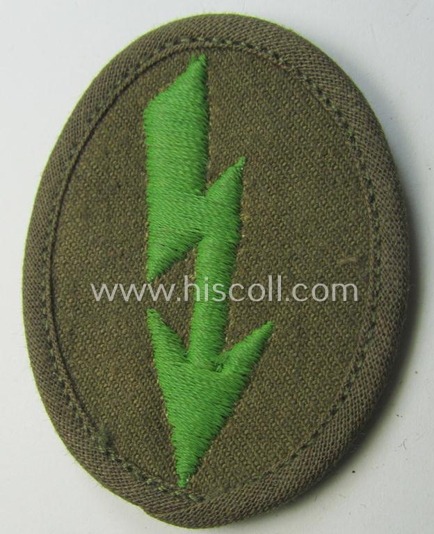 WH (Heeres) 'tropical-styled', trade- and/or special-career insignia (or: 'Signal Blitz') as was intended for a soldier who served within the: 'Panzer-Grenadier-Truppen'