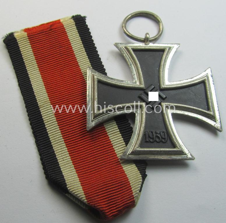 Superb, 'Eisernes Kreuz 2. Klasse' (or: iron cross 2nd class) being an early-period, non-maker-marked- and/or magnetic specimen as was executed in the so-called: 'Schinkel'-pattern by (I deem) the maker: 'Wilhelm Deumer'