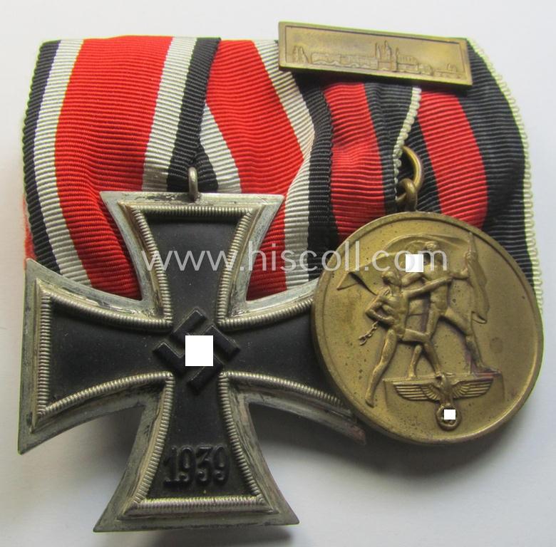 Superb example of a 2-pieced WH (Heeres o. KM etc.) medal-bar (ie.: 'Orden- o. Doppelspange') resp. showing an: 'EKII. Kl.' and a: Czech 'Anschluss'-medal (that comes with a firmly attached 'Prager Burg-Spange')