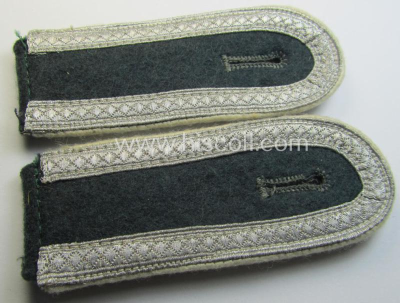 Attractive - and fully matching! - pair of WH (Heeres), pre- ie. early-war period- (ie. 'M36'- ie. 'M40'-pattern and/or rounded-styled) typical 'tailor-made' NCO-type shoulderstraps as was intended for an: 'Unteroffizier der Infanterie-Truppen'