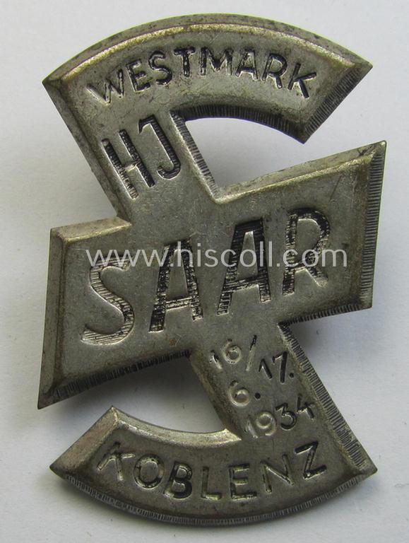 Attractive - and scarcely encountered! - HJ- (ie.'Hitlerjugend'-) related 'tinnie' being a non-maker-marked example showing a (stylised- ie. rounded) 'Wolfshook'-insignia and text that reads: 'HJ Saar - Westmark - Koblenz - 16./17.6.1934'