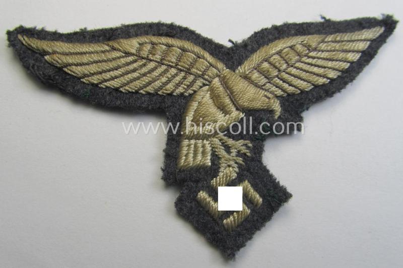 Interesting, 'Extra Qualität', WH (LW) EM/NCO- (evt. officers'-) type, hand-embroidered breast-eagle (ie. 'Brustadler für Mannschaften u. Uffz. der LW') being a so-called: 'down-tailed'-example that comes in a carefully tunic-removed, condition