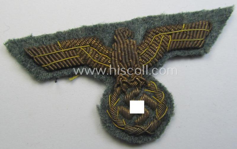 Superb - truly used- and/or worn and actually rarely encountered! - WH (Heeres) general-officers'-pattern visor-cap-eagle (ie. 'Schirmmützenadler für Generale des Heeres') as executed in the multi-toned, hand-embroidered-pattern