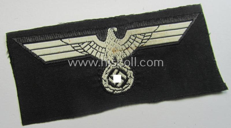 WH (Heeres) early- (ie. evt. pre-) war-period, white-coloured 'Panzer'-type side-cap-eagle of the so-called: 'M39'- (ie.'M40'-) pattern