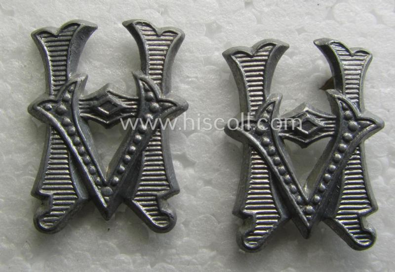 Pair of EM- (ie. NCO-) pattern, WH (Heeres) related shoulderstrap 'HV'-cyphers (ie. 'Ziffern'): 'Heeres-Verwaltung'