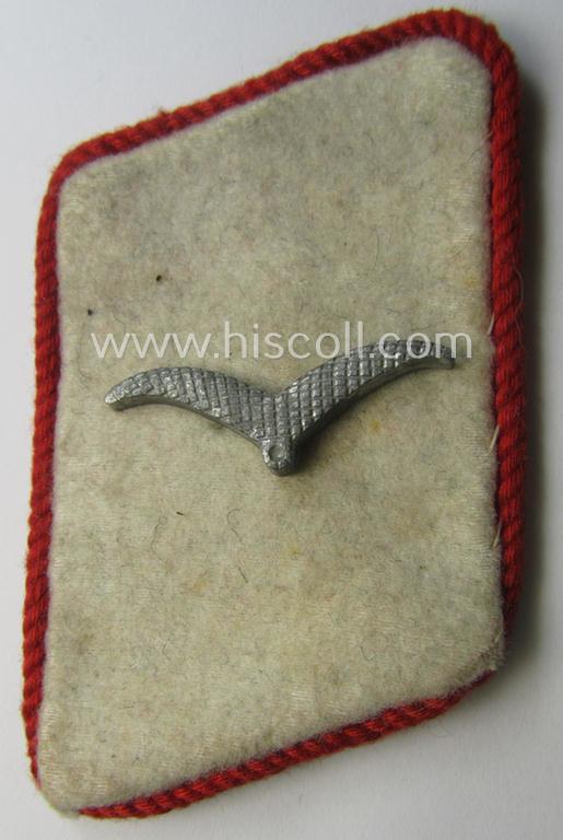 Single, white-coloured- (and/or bright-red piped!) WH (Luftwaffe) collar-patch (ie. 'Kragenspiegel') as was intended for usage by a: 'Soldat der Hermann Göring Division'