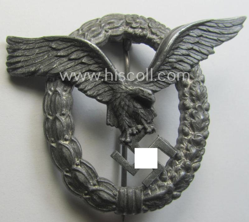 Later-war-period WH (Luftwaffe) 'Flugzeugführer-Abzeichen' (or: pilots'-badge) being a typical zinc- (ie. 'Feinzink'-) based and/or non-maker-marked example by the: 'Friedrich Linden'- (ie. 'FLL'-) company